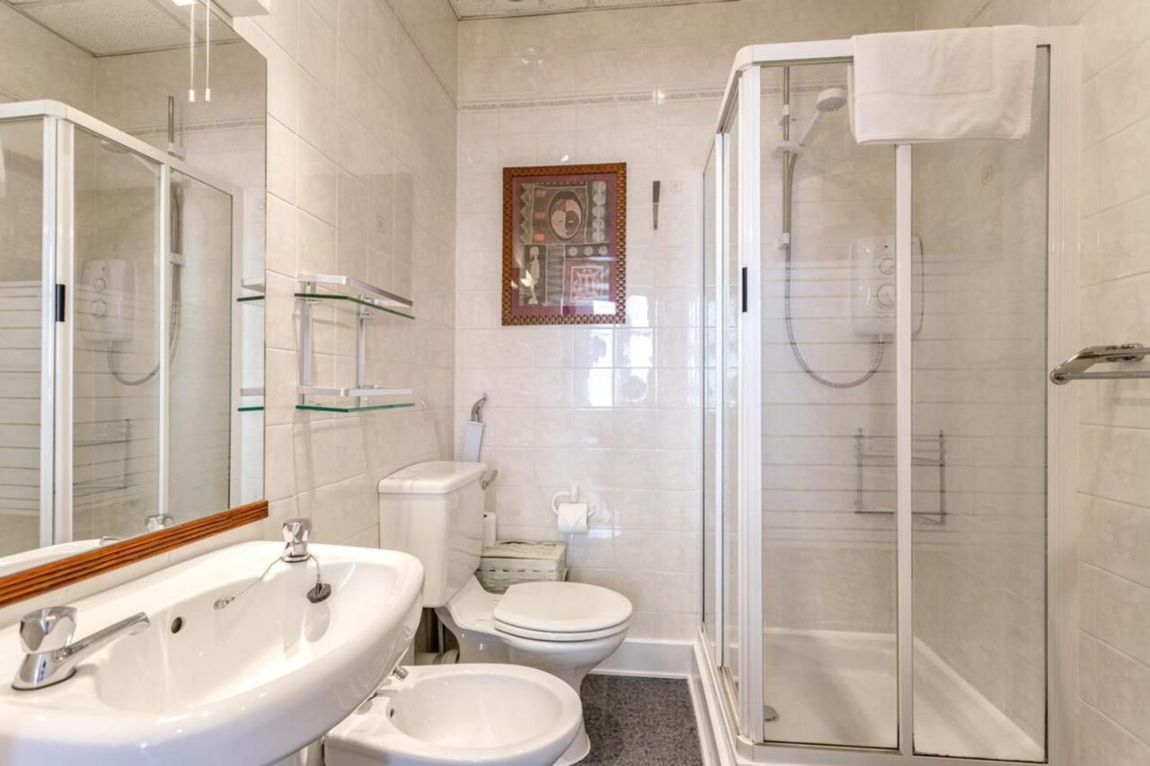 Cozy 2 Bedroom Apartment At Heart Of The Edinburgh Eksteriør bilde