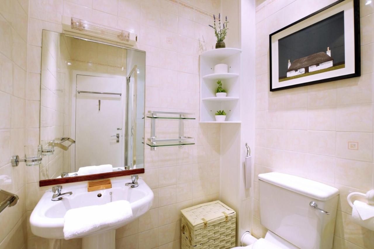 Cozy 2 Bedroom Apartment At Heart Of The Edinburgh Eksteriør bilde
